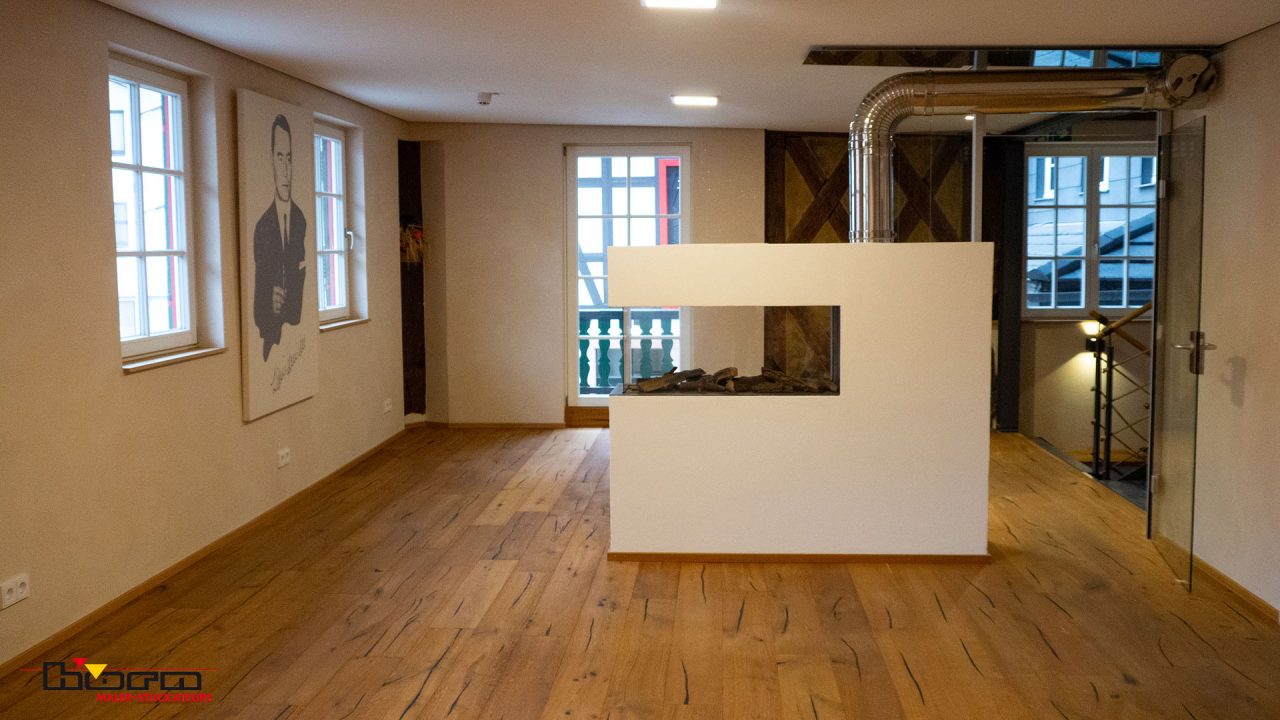 Horn Maler Stuckateure Renchen Stuckateurarbeiten Kappelrodeck Louis Lounge 01