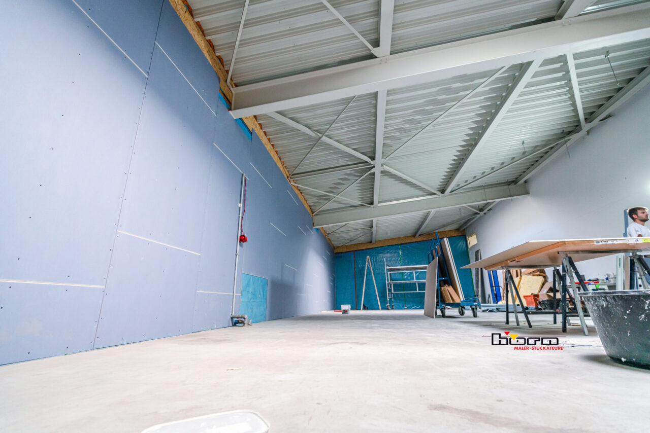 Trockenbau Montage­wände Ver­kofferungen Brand­schutz Dach­geschoss­ausbau 02